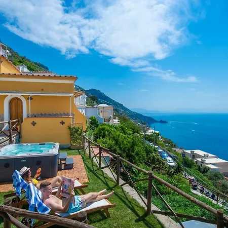 Casa Queen * プライアーノ